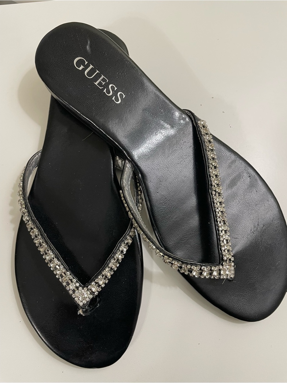 GUESS Women's Black Rhinestone Flip Flop Sandals